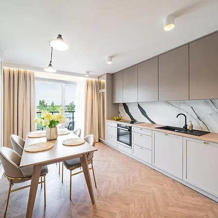 Penthouse & Posesja Plazowa By Posesja * 格里兹鲍
