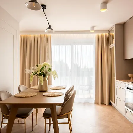 Apartment Penthouse & Posesja Plazowa By Posesja Grzybowo (West Pomeranian)